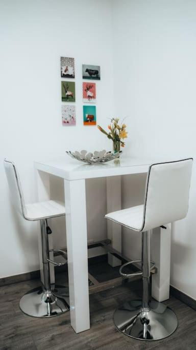 Lieblingsapartment No.10 Mit 2 Schlafzimmern Und Eigener Terrasse *
